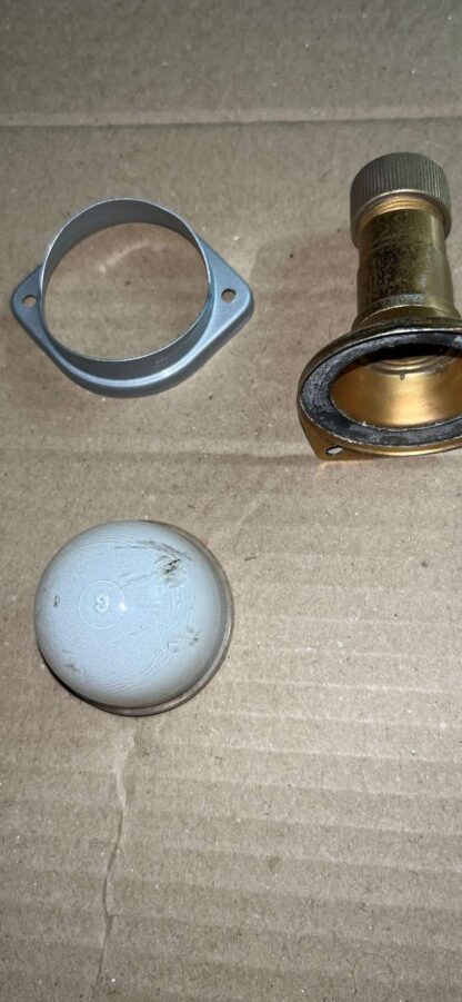 Grimes 28 volt tail navigation light p/n A-2064-1683 used - Image 3