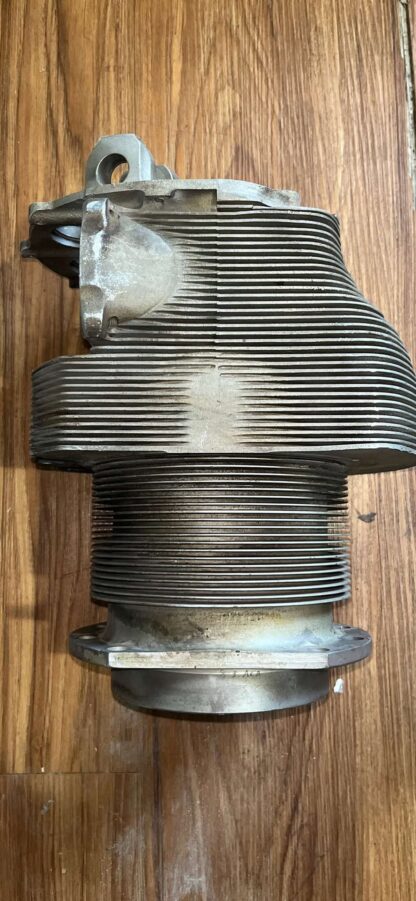 Continental O-470 Cylinder 538288 - Image 4