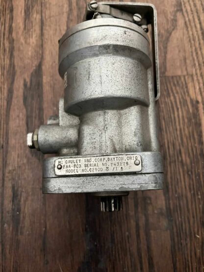 MCcauley prop governor c290d3-d/T1 - Image 2