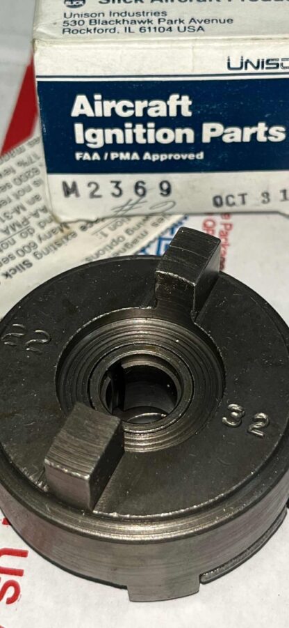 P/N: M-2369 Impulse Coupling Slick 668 Magneto (AR)